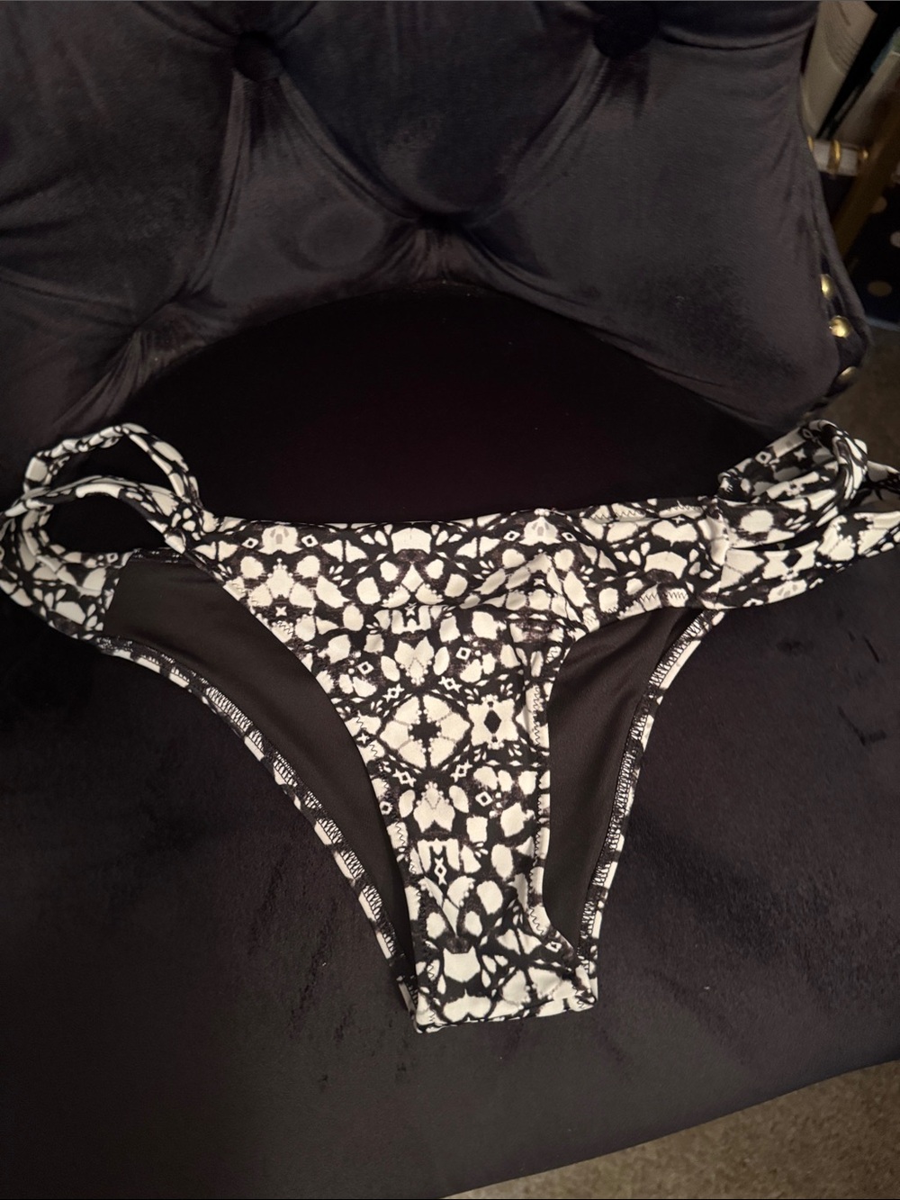 Shade & Shore Black and White Patterned Bikini Bottom